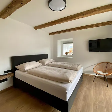 Gams-bartl With Terrace Apartment